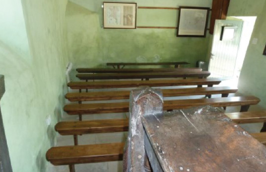 Benchers for Commoners and Landholders in Courthouse.